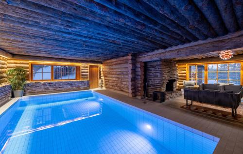 Saariselka Apartment | Kuukkeli Log Houses Aurora Resort