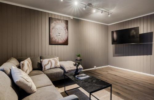Fauske Apartment | Fauske Central Apartment - Cozy & Walkable