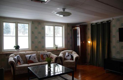 Enkoping House | Safety System Show Jumps