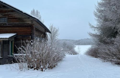 Reittio Ski Chalet | Old School Beach House Tahko 6km, Sauna, Avanto in winter, Beach in Summer