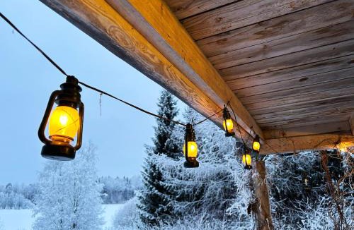 Reittio Ski Chalet | Old School Beach House Tahko 6km, Sauna, Avanto in winter, Beach in Summer