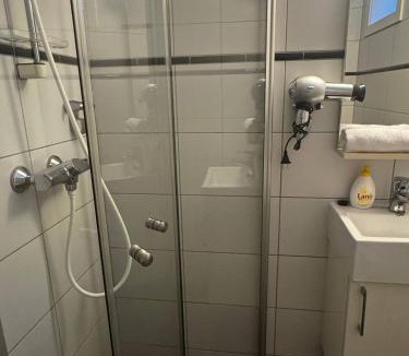 Vossestrand Apartment | Oppheim Resort - Pool, Sauna & Lake!