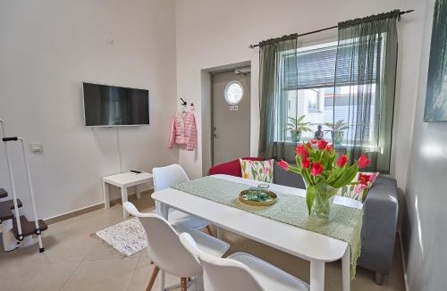 Taby Apartment | Staylong Hotell