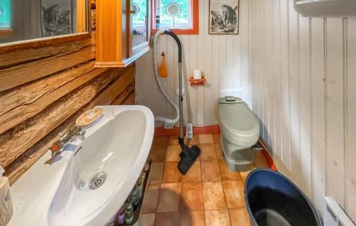 Tostared House | Cozy Home In Tostared With Sauna