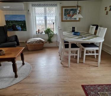Norrkoping O Cabin | Kolmårdstorpet Blomsätter