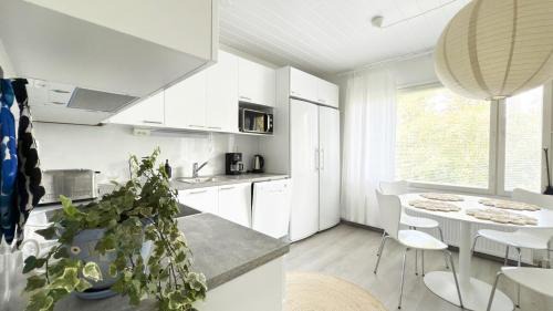 Haapavesi Apartment | Valoisa raikas kaksio keskellä Suomea