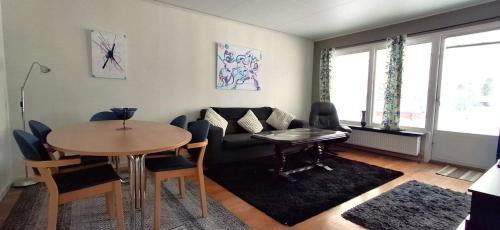 Hassela Villa | Lakeside family villa near Hassela Ski Resort spacious & cozy