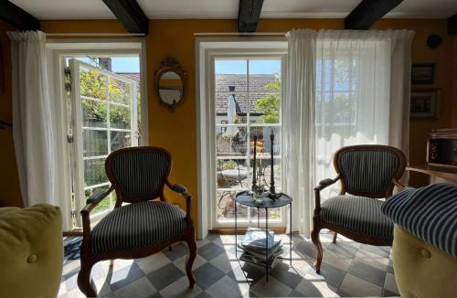 Trelleborg Villa | Huset i gränden - granne med havet