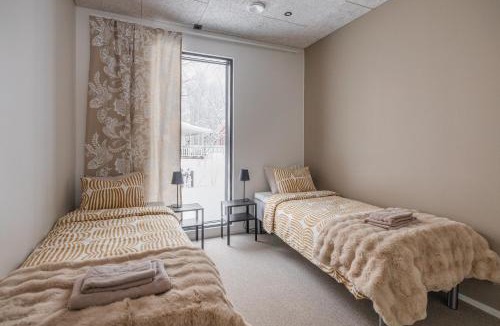 Rovaniemi Villa | Villa Pajunkissa with Jacuzzi and Sauna