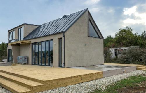 Klintehamn House | Amazing Home In Klintehamn With Ethernet Internet