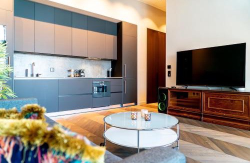 Lindholmen Apartment | Penthouse Suite 70th floor Karlatornet Gothenburg
