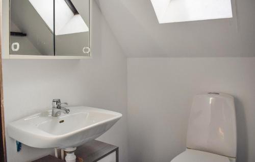 Degeberga House | 3 Bedroom Cozy Home In Degeberga