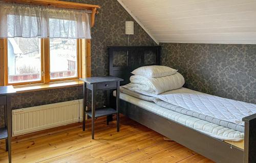 Ostra Frolunda House | Nice Home In Östra Frölunda With Wifi