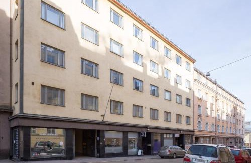 Hietalahti Apartment | City Center Apt, Private Sauna, Sleeps 6