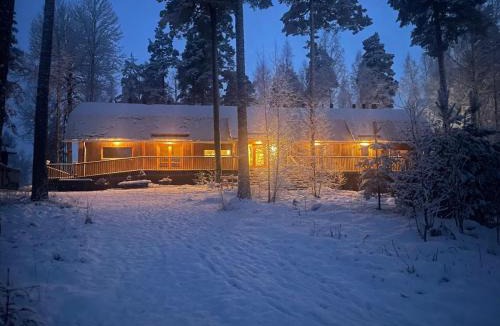 Maentsaelae Hotel | Pinewood Guesthouse