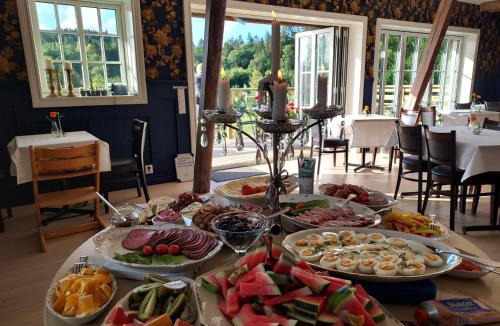 Ucklum Bed & Breakfast | Älgbergets Bed & Breakfast