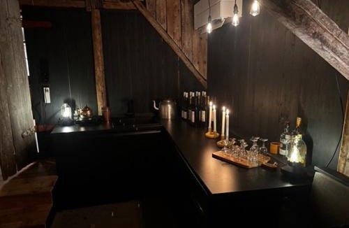 Tromso House | Serviced Farmhouse - Kvaløyvågen Gård