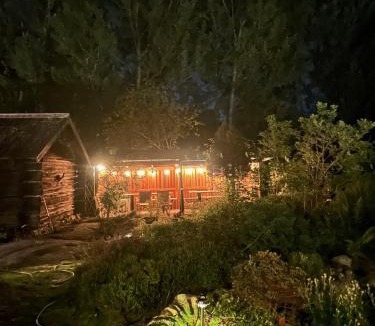 Ska Bed & Breakfast | Pilvägen 7 Ekerö - Skå
