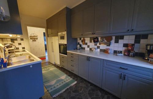 Finspang Apartment | En apartment in central Finspång, 2 bathrooms