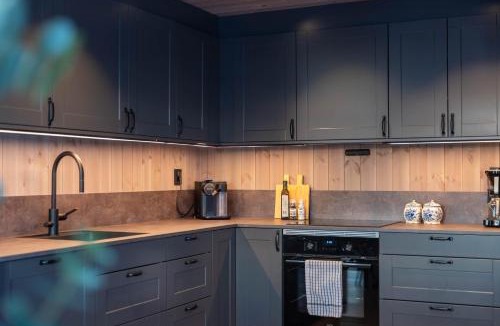 Vagan House | Hoven Lodge
