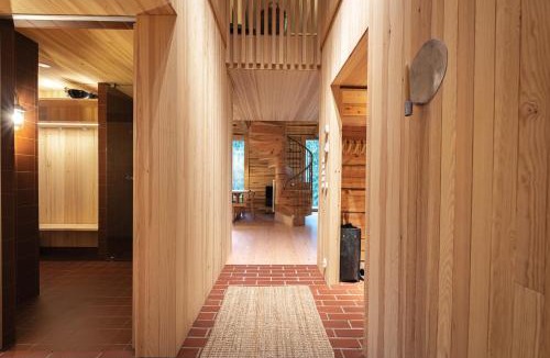 Syote Villa | Handcrafted Log Chalet Villa Aarreaitta
