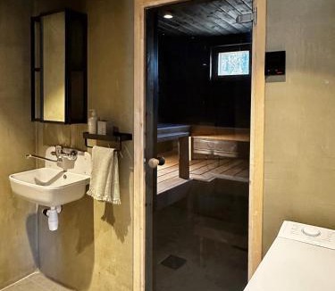 Porvoo House | Romantic cottage with sauna