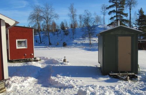 Jarna Cabin | Stuga med bastu i naturen nära Stockholm