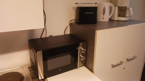 Rovaniemi Apartment | Cozy economy room for 2 persons at the shopping area