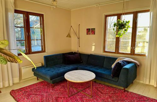 Keskinen District Apartment | Wooden house in Käpylä