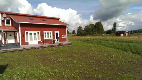 Filipstad House | Høystandard feriehytte, Utendørs boblebad, sauna