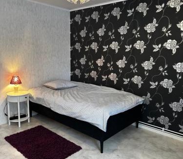 Gallivare Villa | Fin stor villa med 6 sovrum för företag eller semester