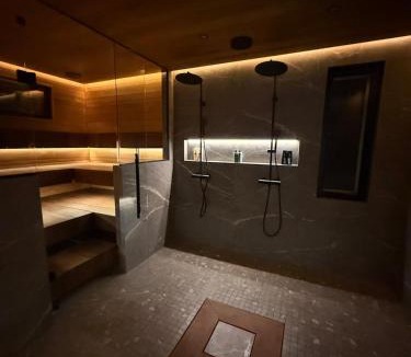 Rovaniemi Villa | Aurora Riverside Residence
