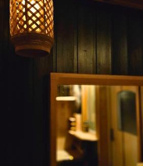 Jukkasjarvi House | Riverfront Aurora Chalet