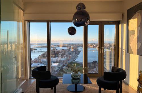 Kallio Apartment | 100m2 Luxury Skyscraper Apartment with Amazing view over Helsinki