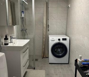 Keskinen District Apartment | 2 room apartment in Pasila