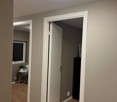 Karmoy Apartment | Apartment right by Karmsund