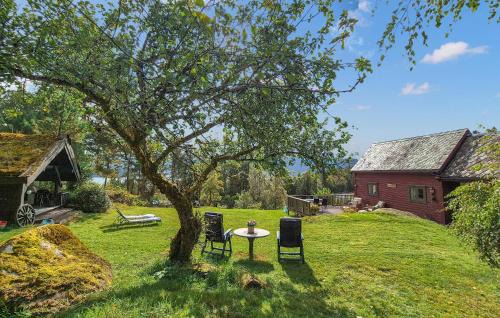 Kvinnherad House | Lovely Home In Utåker With House Sea View