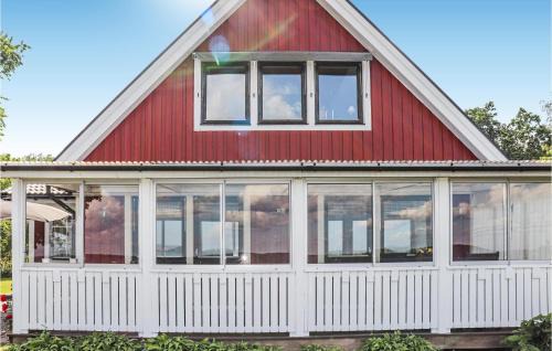 Tranas House | Nice Home In Tranås With Kitchen