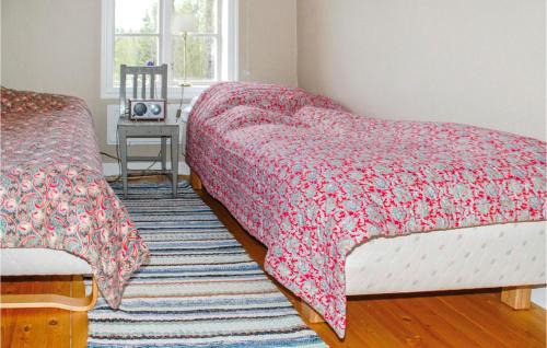 Harryda House | Lovely Home In Härryda With Kitchen