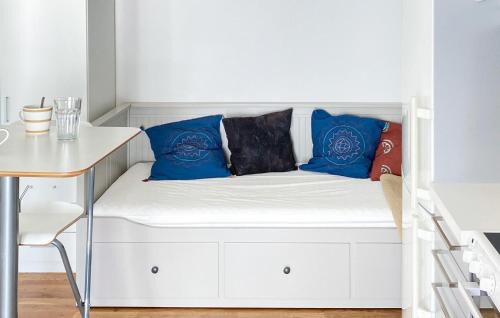 Innerstaden Apartment | 1 Bedroom Beautiful Apartment In Visby