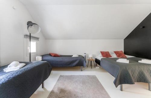Pirkkala Villa | Come in! "Pirkkala" Spacious city Family Villa near Lake & Airport