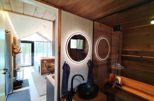 Hossa Apartment | Hossaville Luxe Lake Cabin