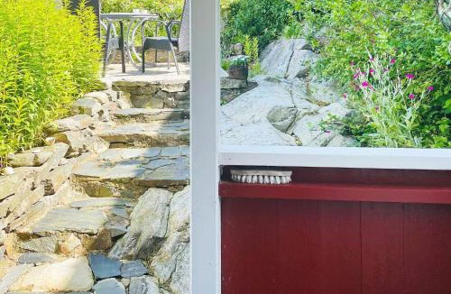 Ronnang House | 4 person holiday home in Rönnäng
