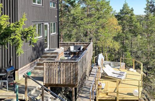 Akersberga House | 4 star holiday home in Åkersberga