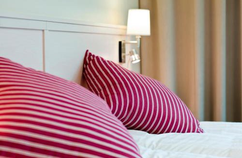 Horby Resort | Ringsjöstrand Camping, Hotell och Stugby