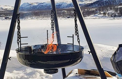 South Varanger House | 6 person holiday home in Jarfjord