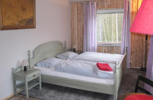 Stromsund Bed & Breakfast | Gamla Skolan Bed And Breakfast