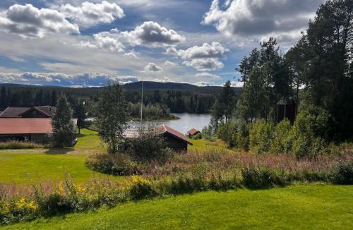 Sarna House | Hildas Hus with river view and spa
