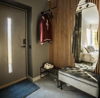 Johanneshov Apartment | Unique apartment with Private Terrace & Entrance