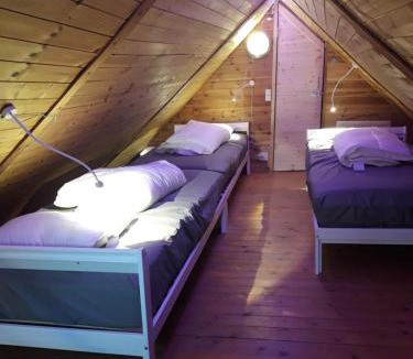 Horja House | Easily accessible cabin with woodburner outside Hässleholm